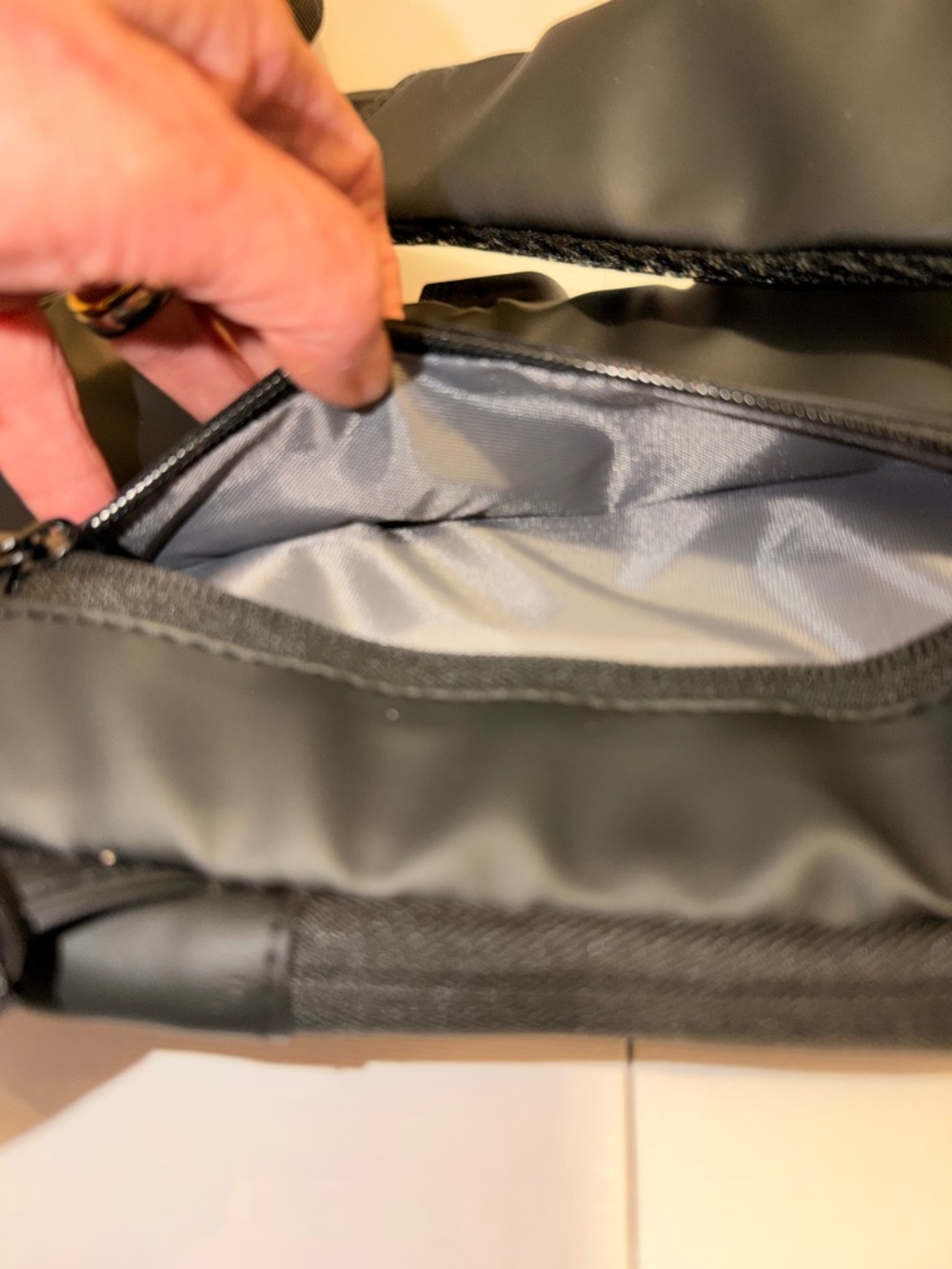 Waterproof Shoulder Backpack - Picture 3 of 7